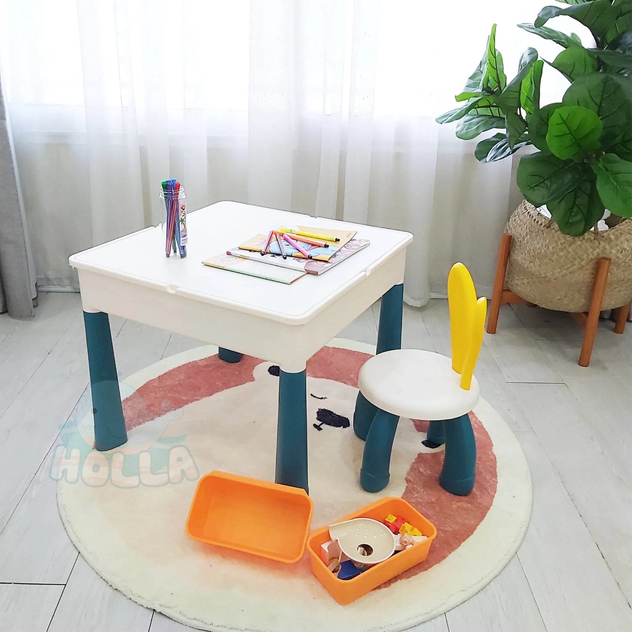Multifunctional Activity Table and Chair (Square)