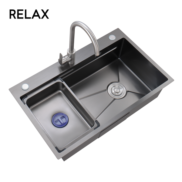 Sink With Accessories