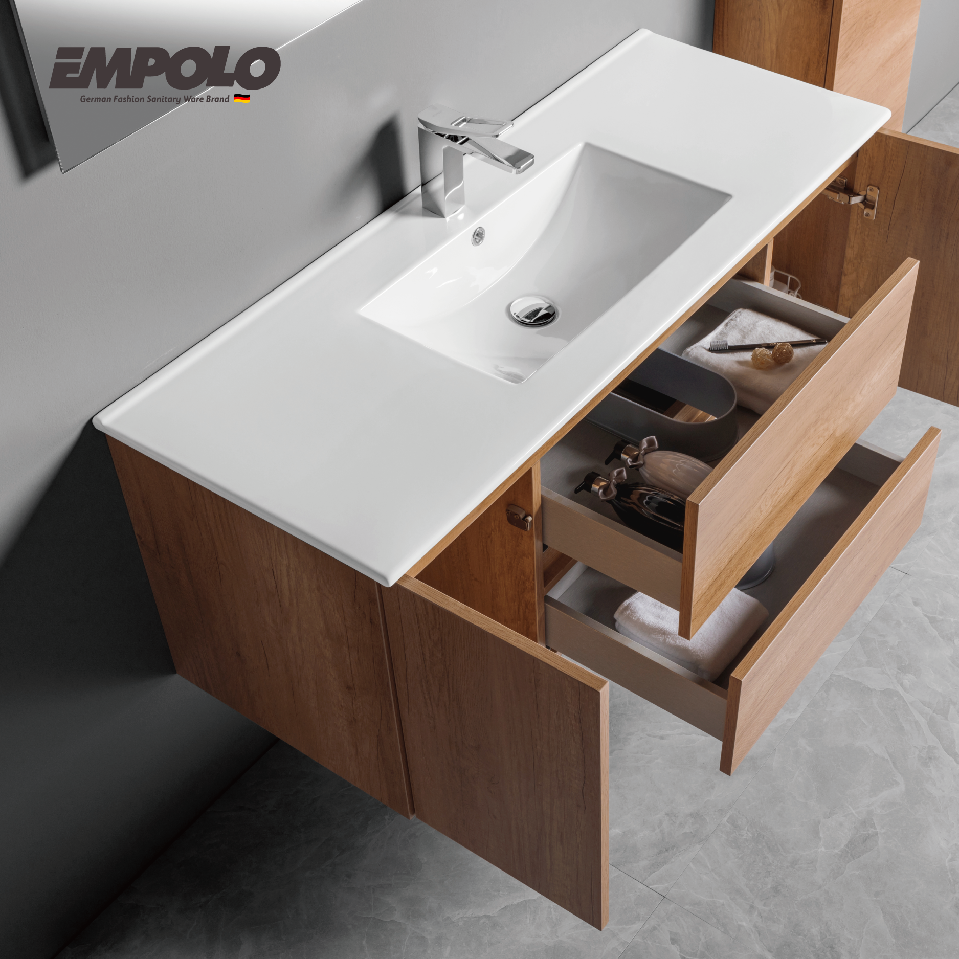 Thin ceramic basin with overflow