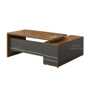 L Shaped - Office table - 163 / 143 cm