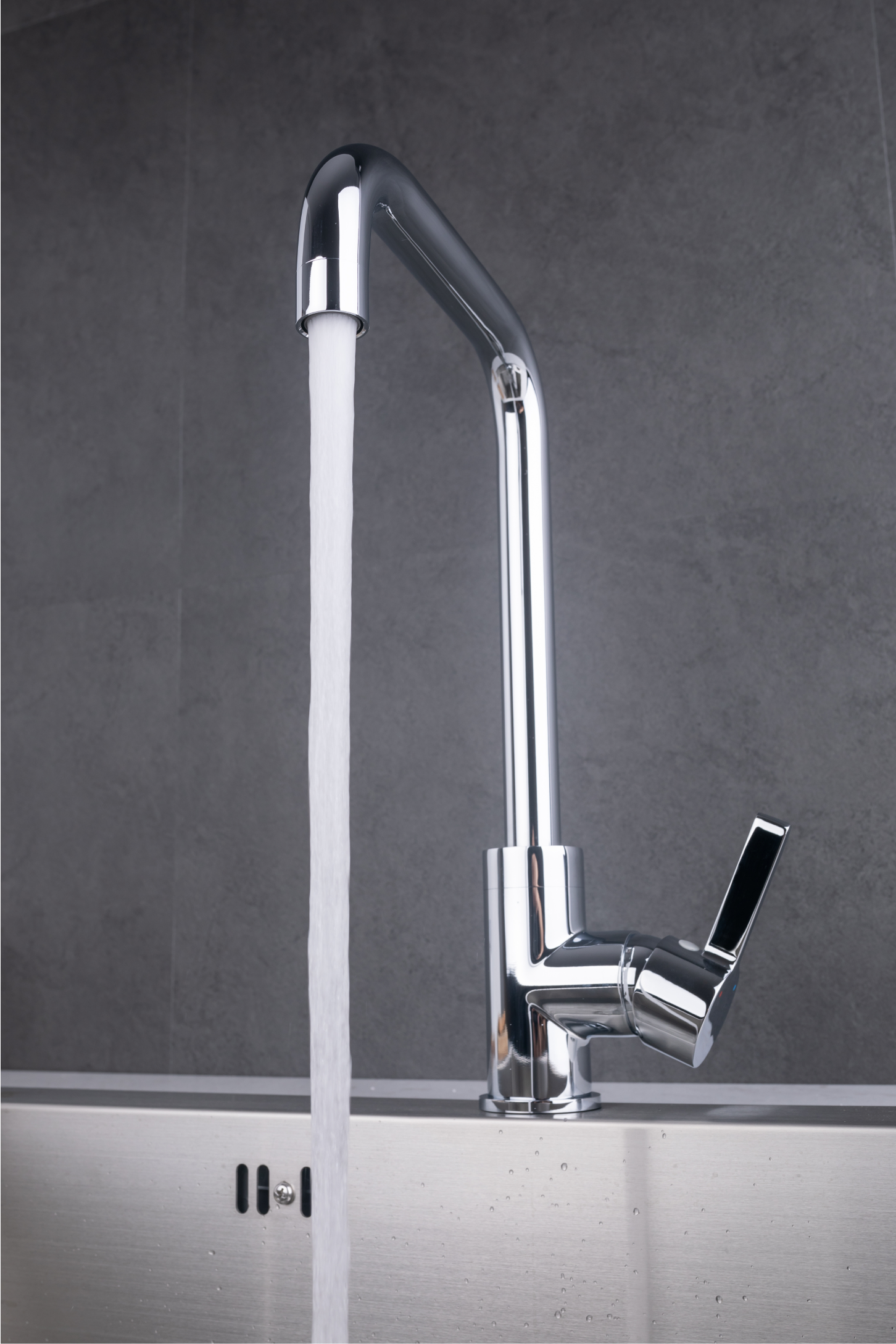 Kitchen tap - Brass - Hot & cold