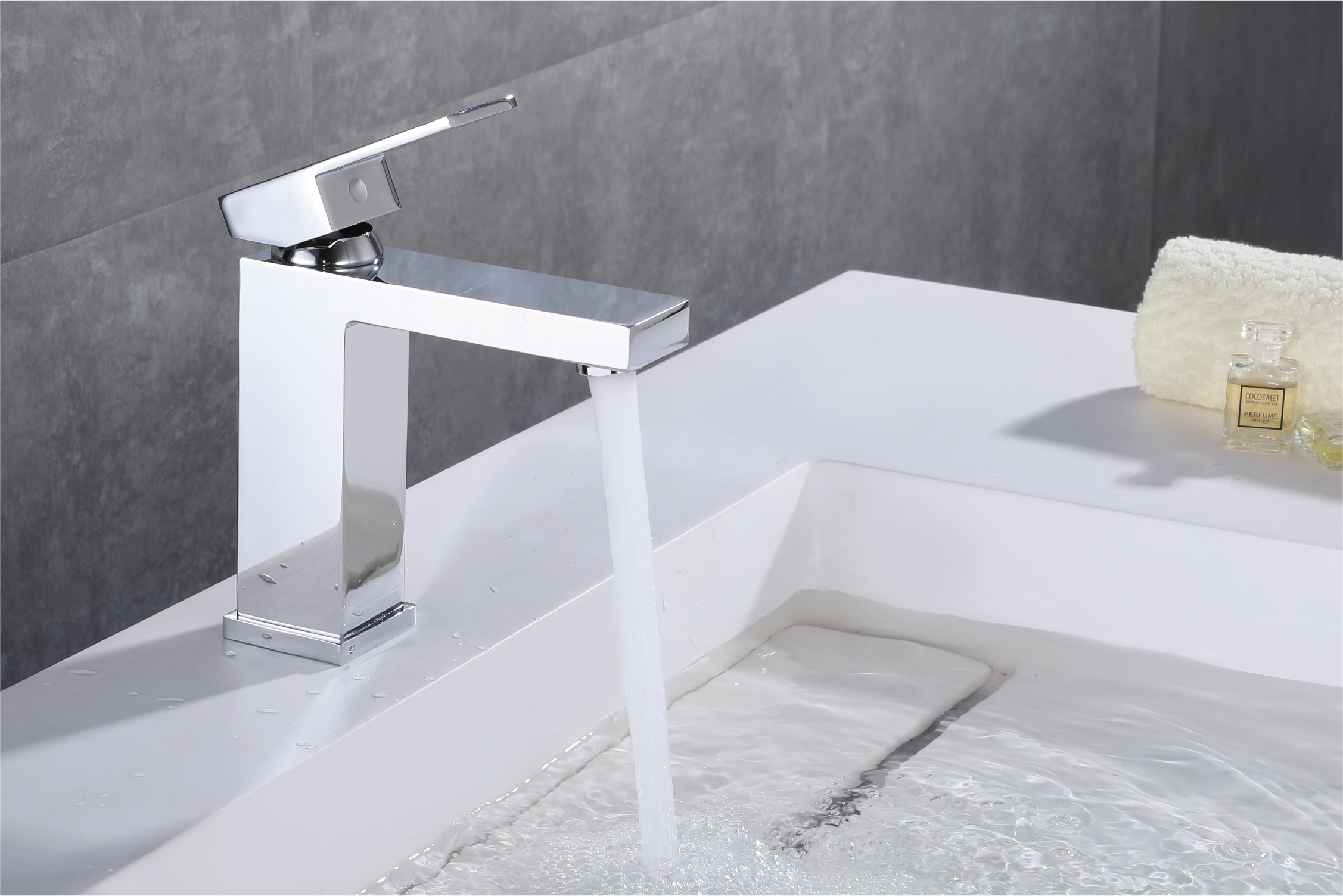 Basin tap - Brass -  Hot & cold