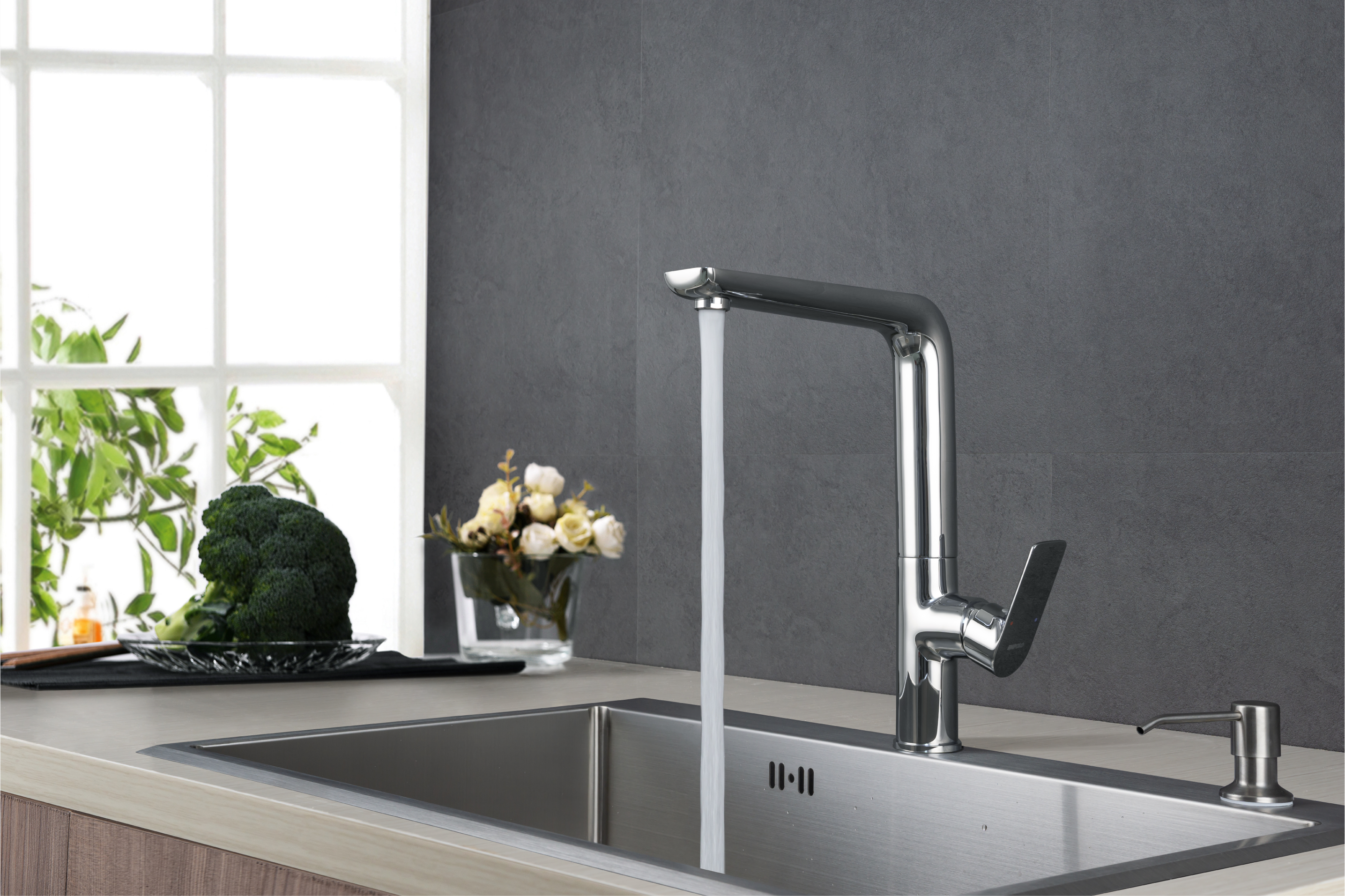 Kitchen tap  - Hot & cold