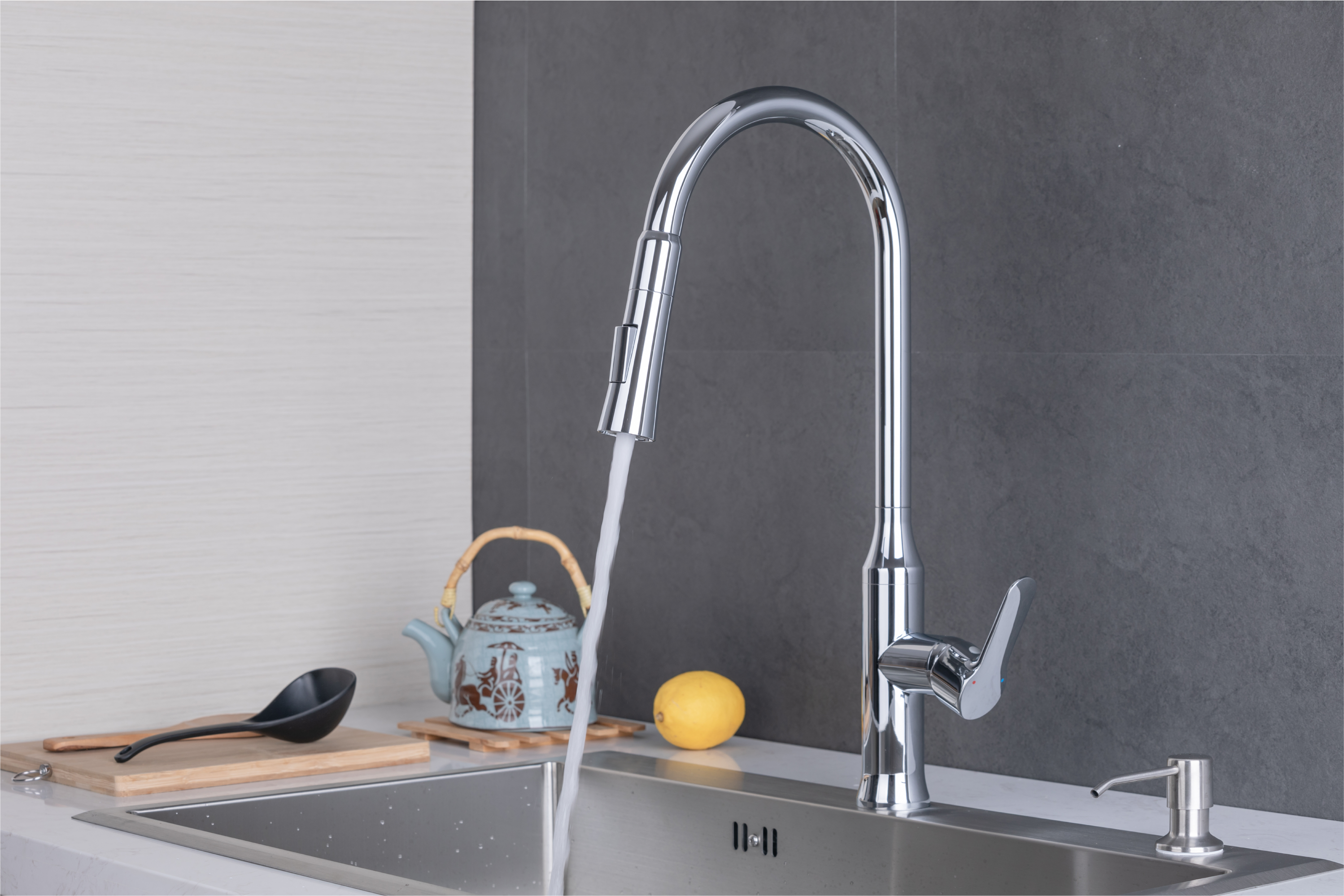 Kitchen tap - Brass - Hot & cold
