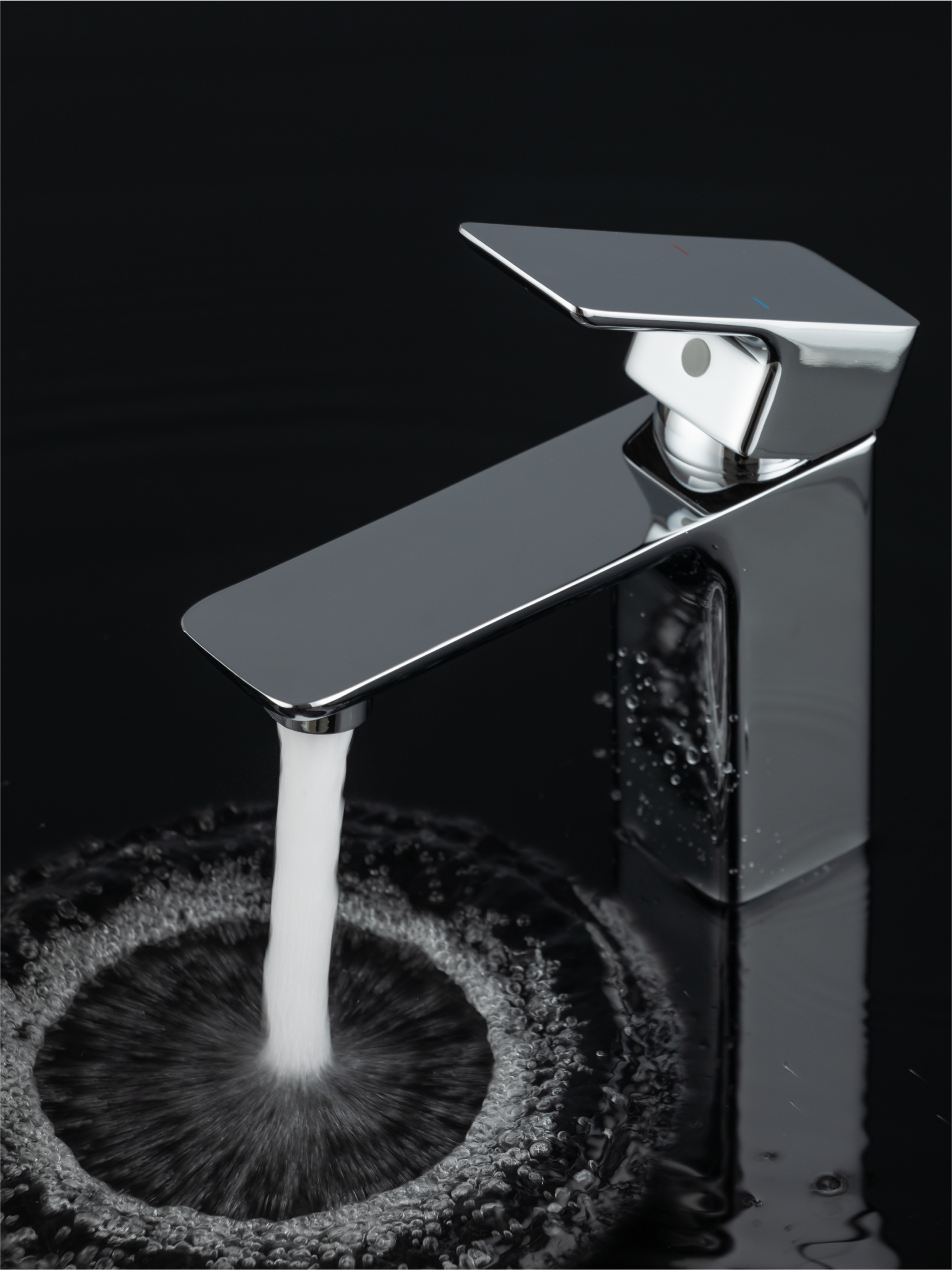 Basin tap - Hot & cold
